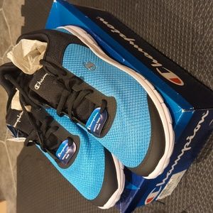 Champion Gusto XT II Blue 13M
